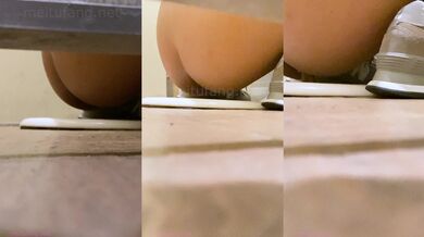 TWTP 小吃店女厕耐心蹲守多位美女嘘嘘不拍到她们的鲍鱼不走 (2)